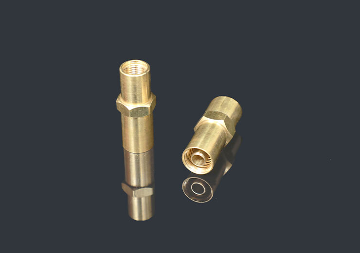 Brass Crimping Nipple Size-1.4 & 3.8 Thread NPT